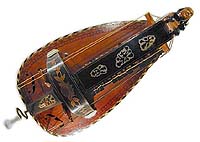 Vielle à roue « Nigout » - MMPM no 983.5.1 / Photo: Musée des musiques populaires de Montluçon