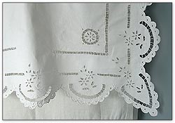 Curtain with Italian cutwork embroidery (detail) Photo: Steven Darby, CMC CD2004-1169 D2004 - 18516