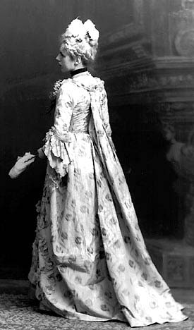 Mlle Terroux as the Baronne de Beaumouchel