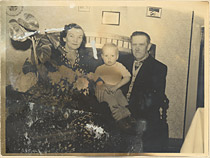 Chris’s parents, Frederik and Anna Bennedsen, and his nephew, Ole Bennedse