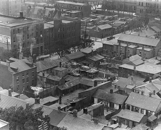 Backyards in The Ward, seen from above, 1910