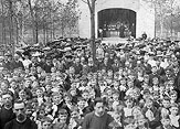 Crowd at primitive chapel, 1905