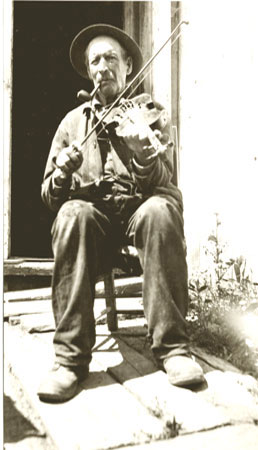 Wilfild Boisvert, cobbler, violin maker and fiddler, (born in 1844, married in 1865 to loise Mongrain)., © CMC/MCC, PR Z.III.A.82