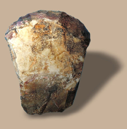 Grattoir fait de chert, clovissien de l'Est/palo-indien, Debert (Nouvelle-cosse), vers 11000 avant le prsent, © MCC/CMC, BiCu-1130