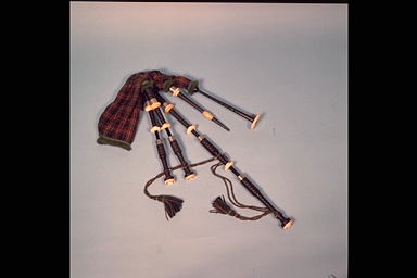 Highland bagpipes, © CMC/MCC, 72-717