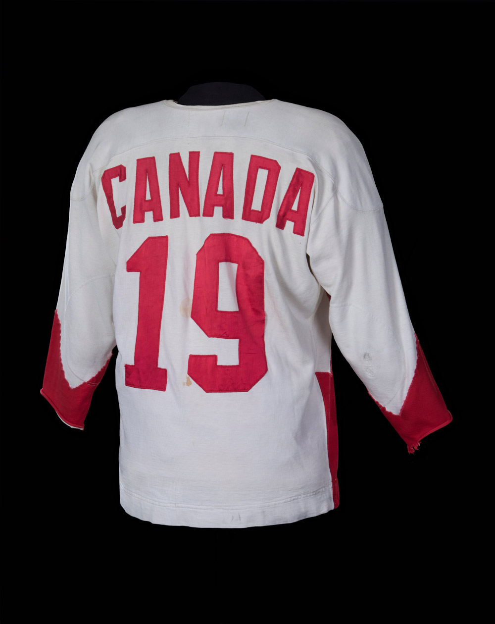 The back of a Canadian national hockey team jersey, number 19