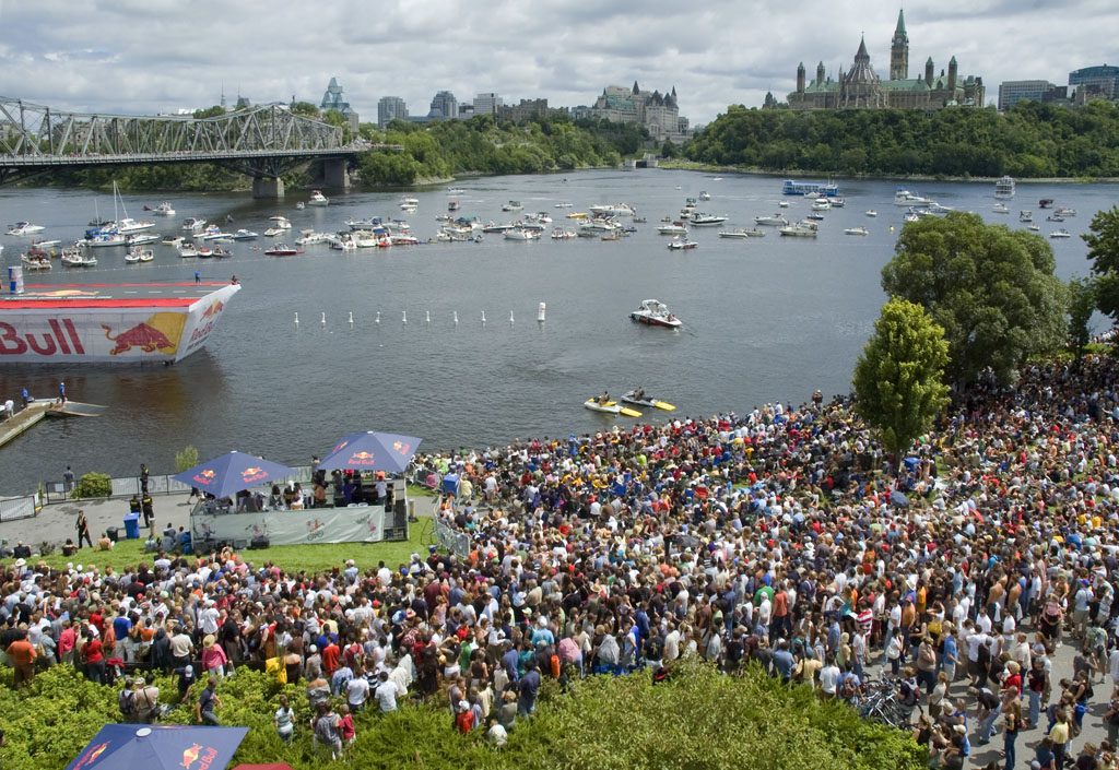 Red Bull Flugtag Competition, 2008. Canadian Museum of History, IMG2009-0044-0003-Dm