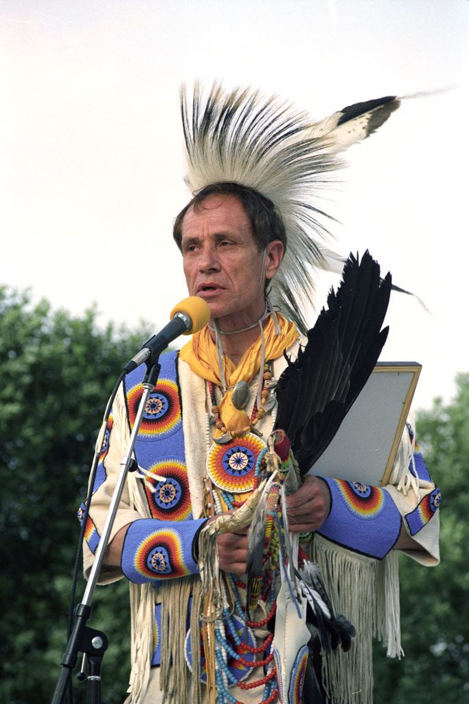 Métis architect Douglas Cardinal during the opening of the new Canadian Museum of Civilization, June 29, 1989. Canadian Museum of History, K2004-412