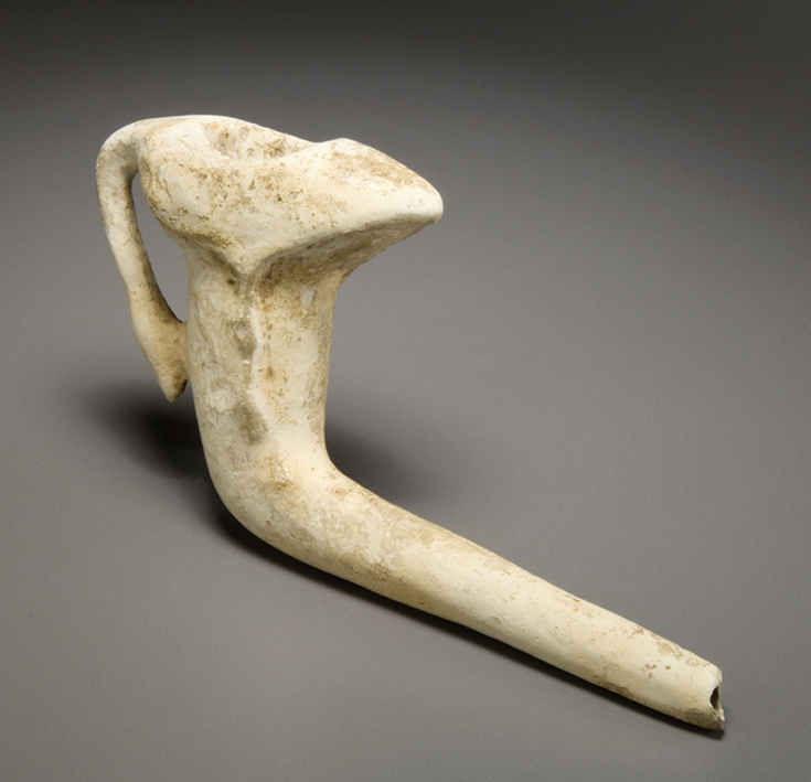 Pipe, Attawandaron (Neutral), Southern Ontario, 350–500 years old, Limestone Canadian Museum of History, VIII-F:8550 