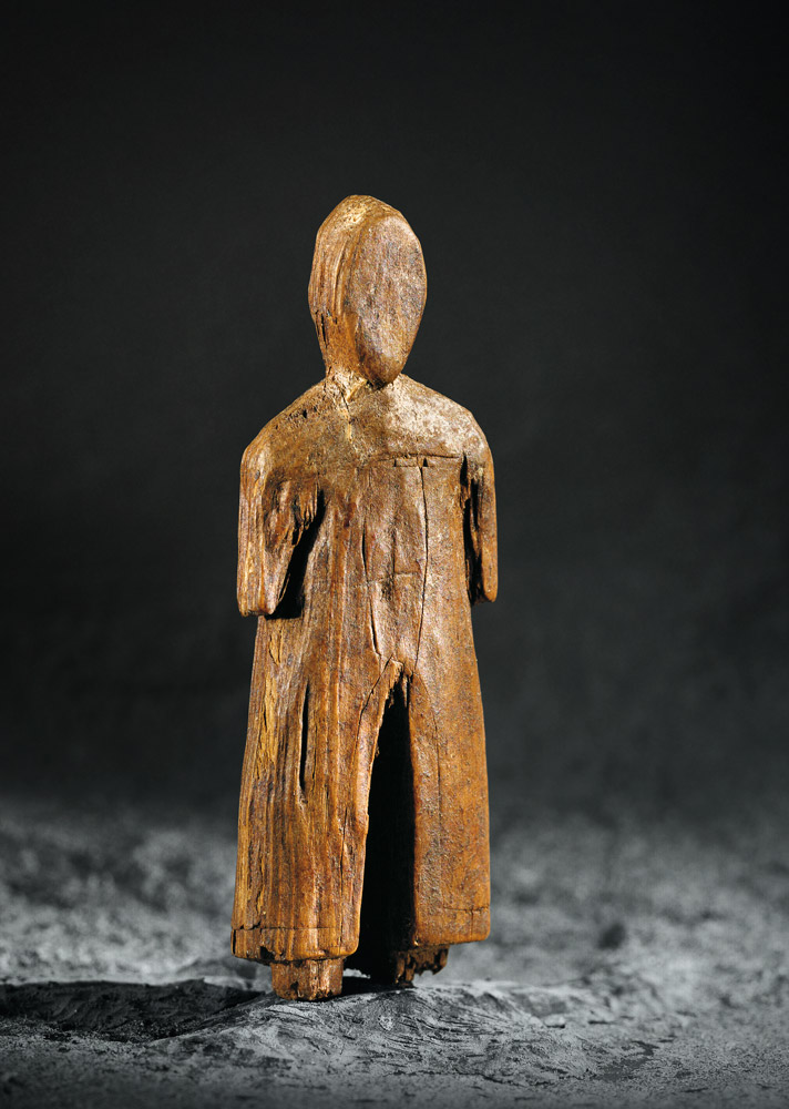 Early Inuit carving of a European 