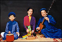 Hat a dao instruments - Musicians: Pham Duc Thanh