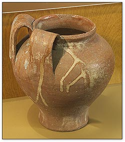 Pignata - terracotta pot Photo: Steven Darby, CMC CD2004-0245 D2004-6028