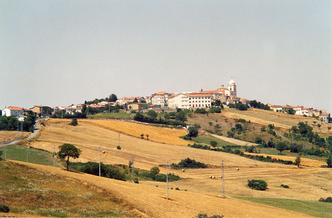 The village of Monteleone di Puglia