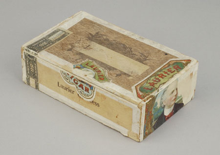 Cigar box, © CMC/MCC, D-7261