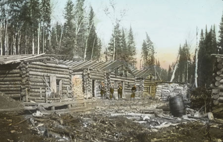 Lumber camp, Hull (Gatineau), Québec, [19--], © CMC/MCC, Q 9.7.12