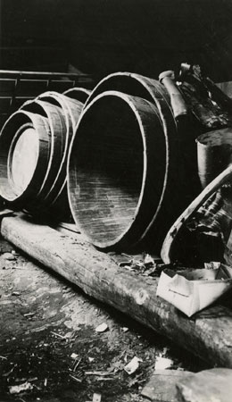 Home-made birch-bark tubs and vessels for maple sap and syrup from Vincent Lessard's sugar bush, Saint-Joachim de Montmorency, Québec, 1936., © CMC/MCC, Marius Barbeau, 80936