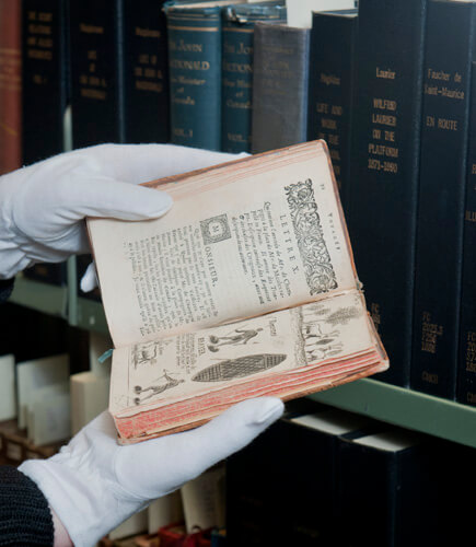 Access the Library Collection online using WorldCat Discovery