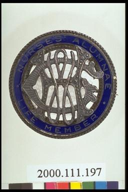 alumnae pin by Birks-Dingwall