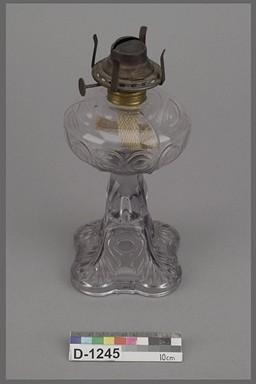 Queen mary oil lamp clearance