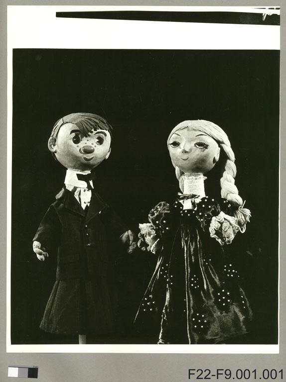 Marionnettes Pepinot et Capucine = Puppets Pepinot and Capucine