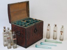 Apothecary box