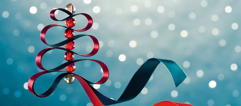 Keepsake Christmas Ornaments | Canadian Museum of History
