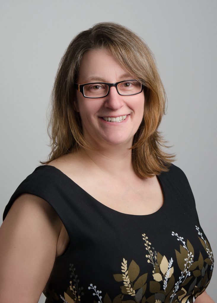 Headshot Megan Ollivier