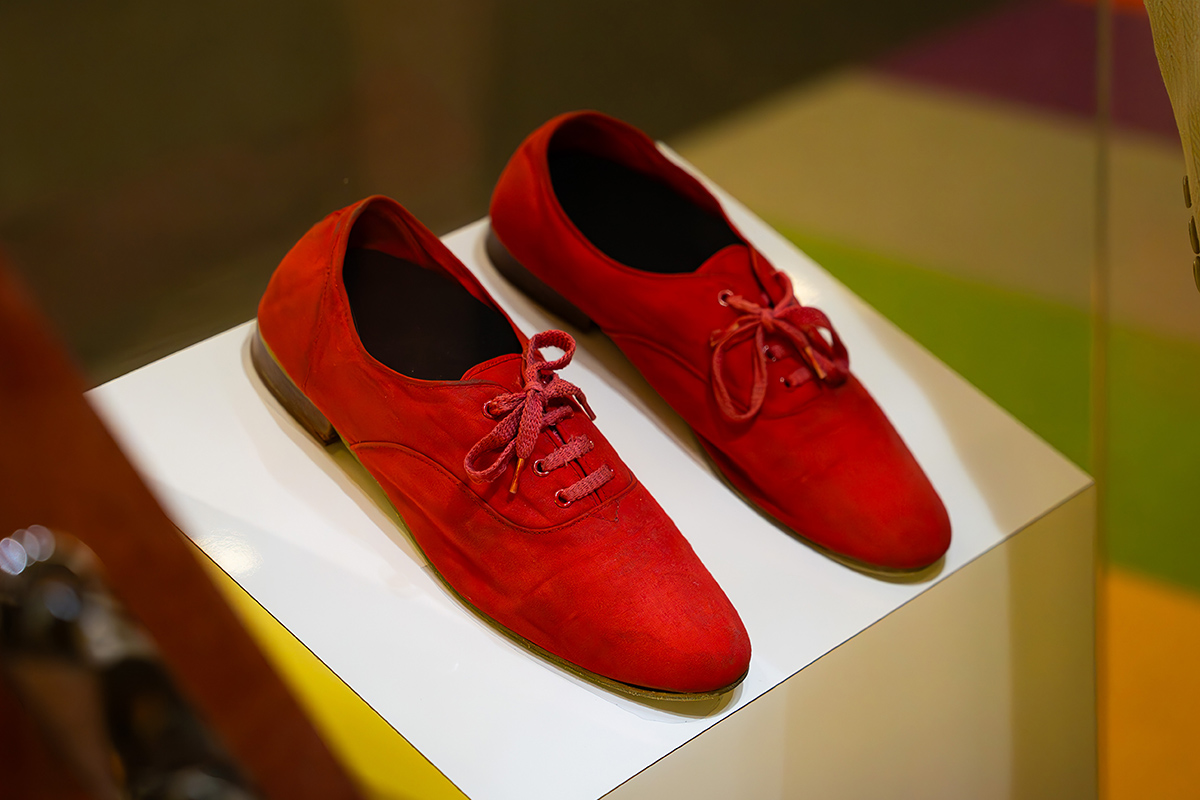 Red shoes